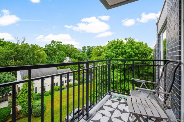 20 Old Mamaroneck Road 7G, White Plains, NY 10605