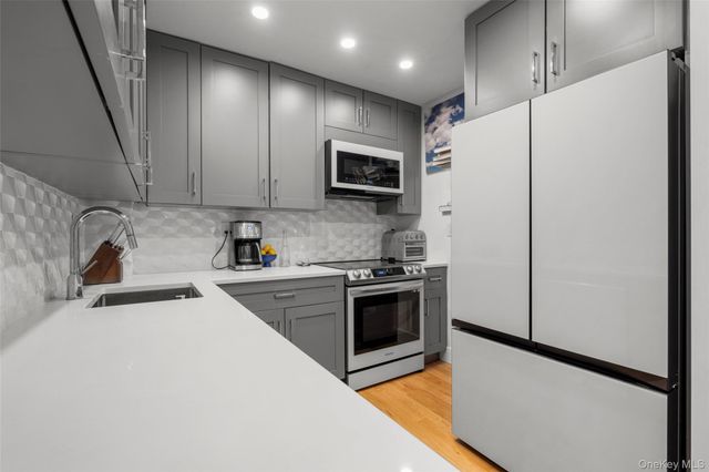 20 Old Mamaroneck Road 7G, White Plains, NY 10605