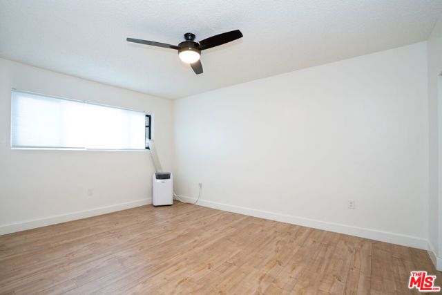 4938 Rosewood Avenue, Los Angeles, CA 90004