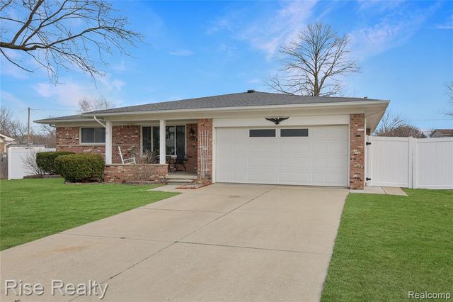 5407 Fairview Drive, Grand Blanc, MI 48439