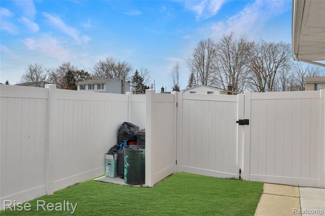 5407 Fairview Drive, Grand Blanc, MI 48439