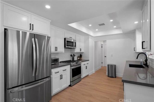 4240 Kingfisher Road, Calabasas, CA 91302