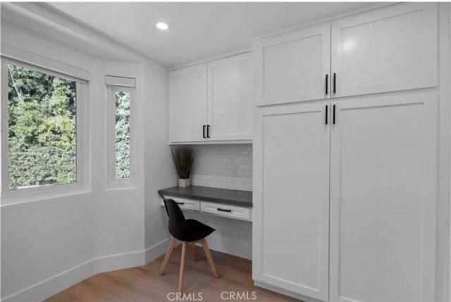 4240 Kingfisher Road, Calabasas, CA 91302