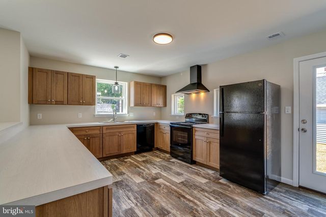 254 S QUEEN ST, York, PA 17403