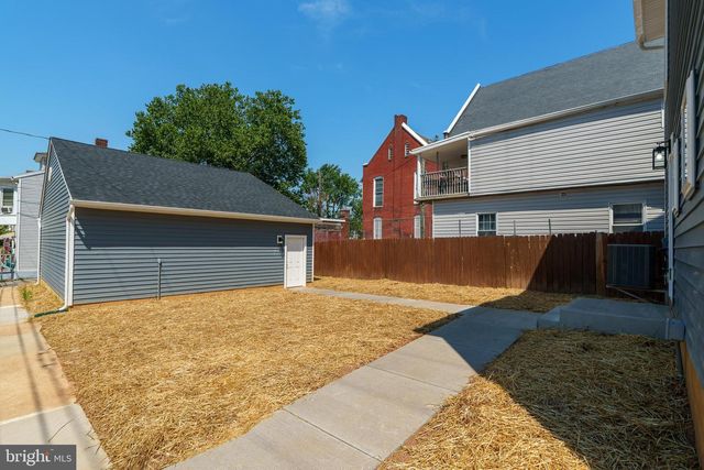 254 S QUEEN ST, York, PA 17403