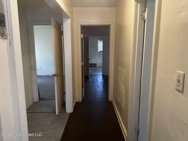 933 Randall Street, Jackson, MS 39203