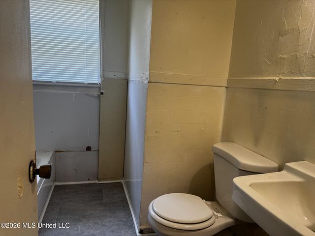 933 Randall Street, Jackson, MS 39203