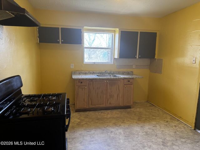 933 Randall Street, Jackson, MS 39203