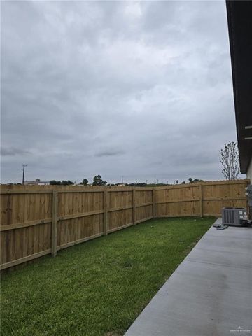 2605 Brookside Bend Street 4, Edinburg, TX 78539