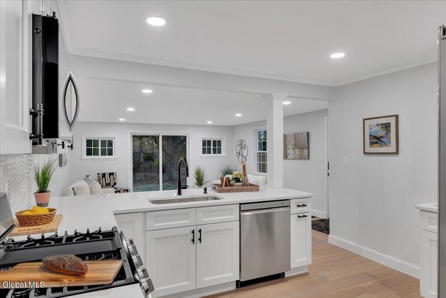 2256 N Old Post Road, Schodack, NY 12033