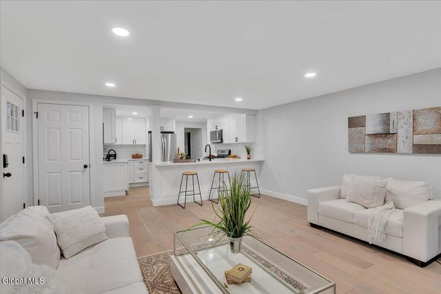 2256 N Old Post Road, Schodack, NY 12033