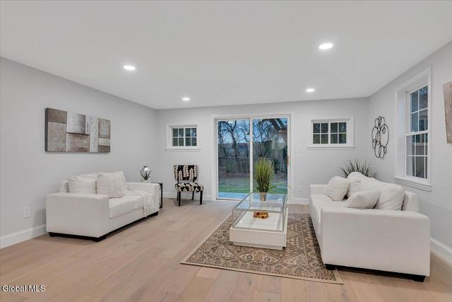 2256 N Old Post Road, Schodack, NY 12033