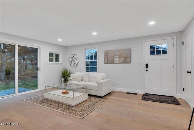 2256 N Old Post Road, Schodack, NY 12033