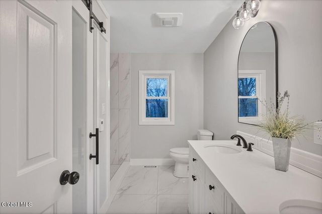 2256 N Old Post Road, Schodack, NY 12033