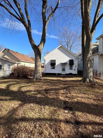 1625 N 8TH Street, Springfield, IL 62702