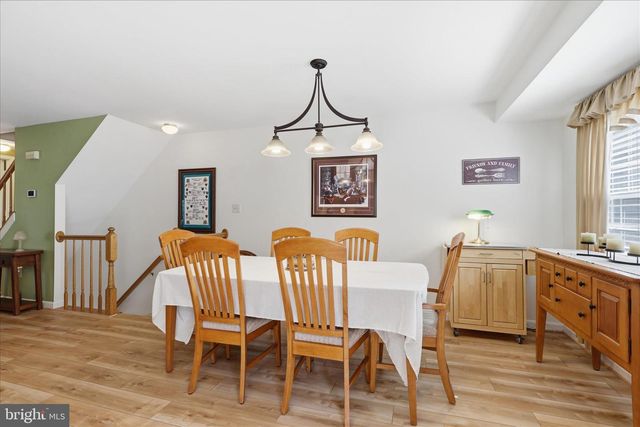 6013 KEBLE DR, Alexandria, VA 22315