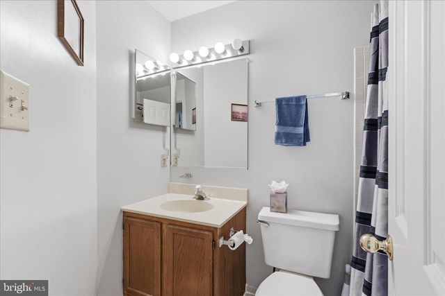 6013 KEBLE DR, Alexandria, VA 22315