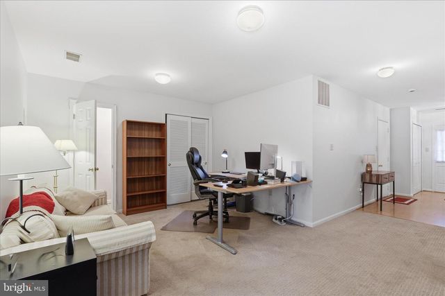 6013 KEBLE DR, Alexandria, VA 22315