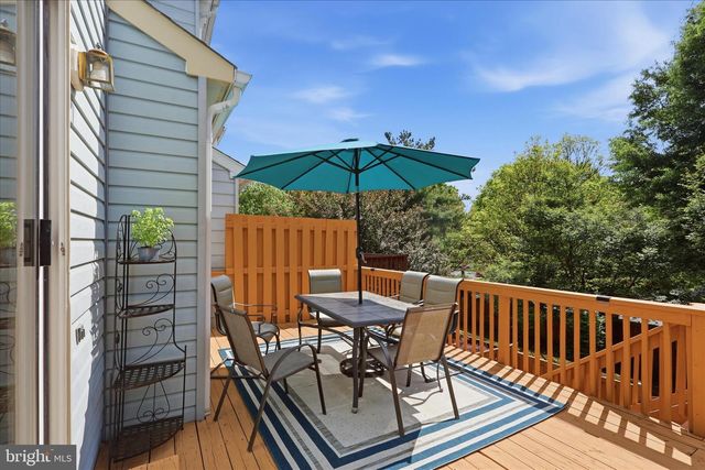 6013 KEBLE DR, Alexandria, VA 22315