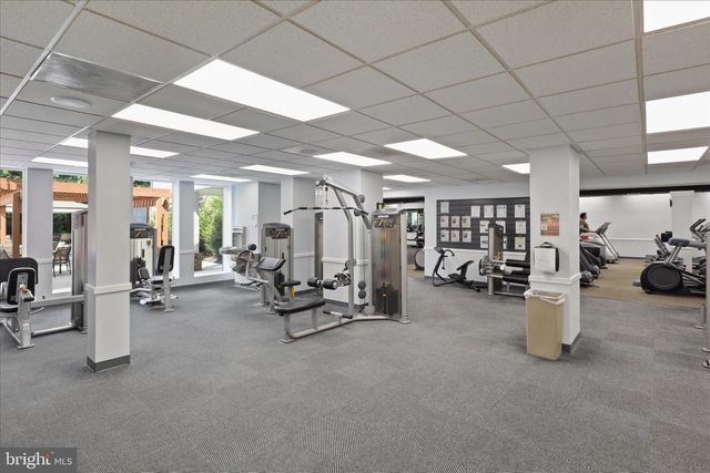 6013 KEBLE DR, Alexandria, VA 22315