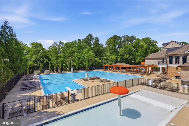 6013 KEBLE DR, Alexandria, VA 22315