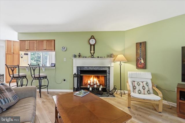 6013 KEBLE DR, Alexandria, VA 22315