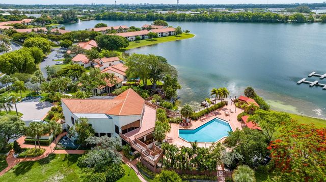 45 Centennial Court, Deerfield Beach, FL 33442