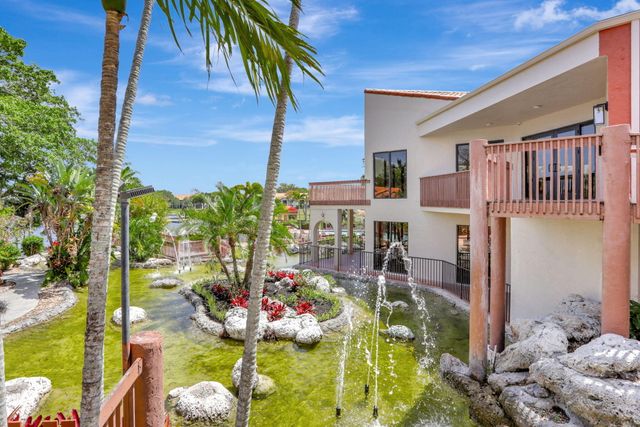 45 Centennial Court, Deerfield Beach, FL 33442