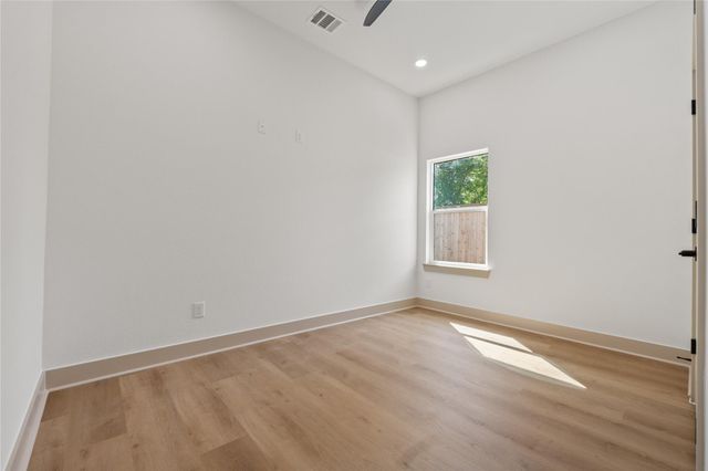 4214 Clover Street B, Houston, TX 77051