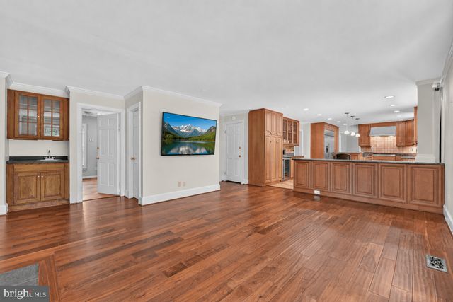 1022 DELF DR, Mclean, VA 22101
