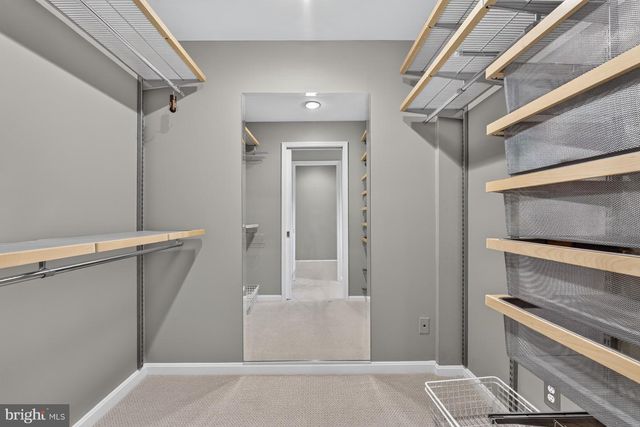 1022 DELF DR, Mclean, VA 22101