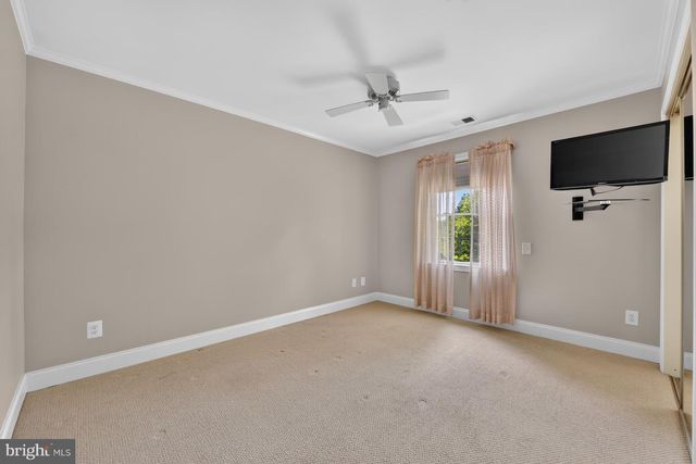 1022 DELF DR, Mclean, VA 22101