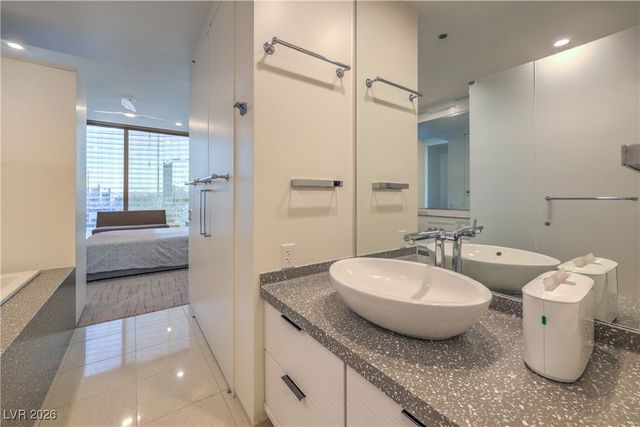 3726 Las Vegas Boulevard 1002, Las Vegas, NV 89158