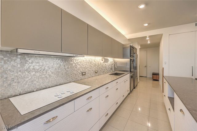 3726 Las Vegas Boulevard 1002, Las Vegas, NV 89158