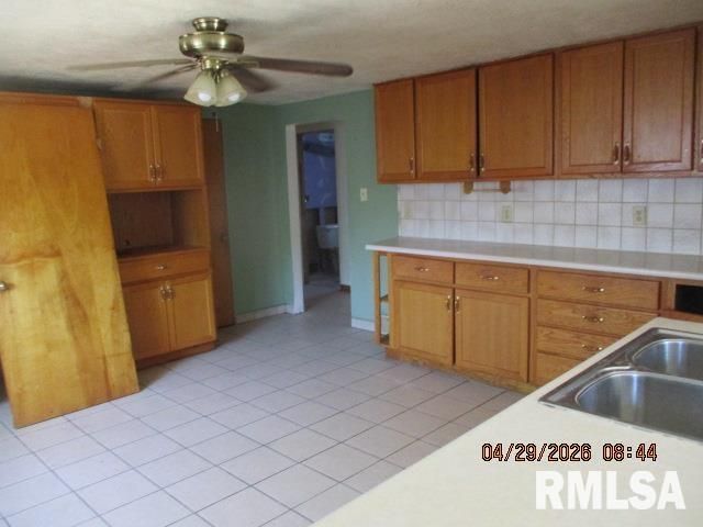 1016 AUGUSTA Street, Pekin, IL 61554