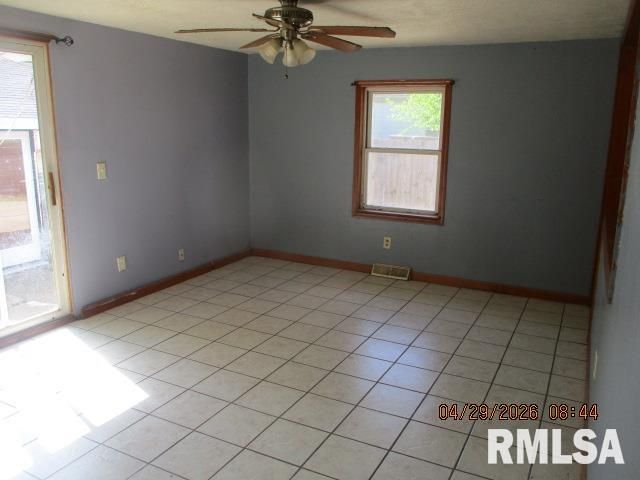 1016 AUGUSTA Street, Pekin, IL 61554