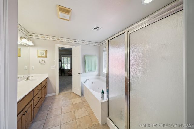 8949 N 139th East Avenue, Owasso, OK 74055