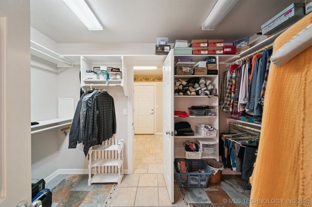 8949 N 139th East Avenue, Owasso, OK 74055