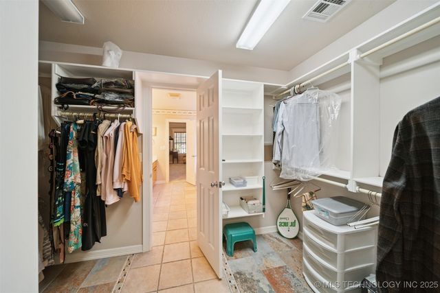 8949 N 139th East Avenue, Owasso, OK 74055