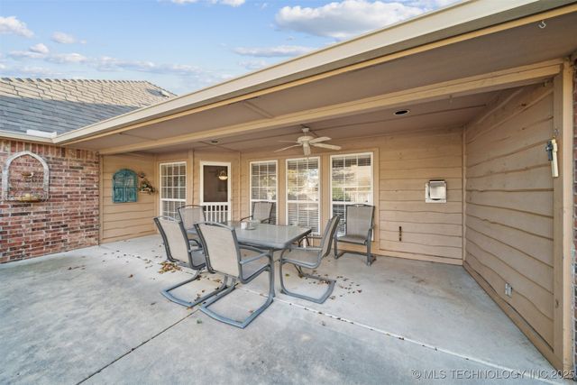 8949 N 139th East Avenue, Owasso, OK 74055