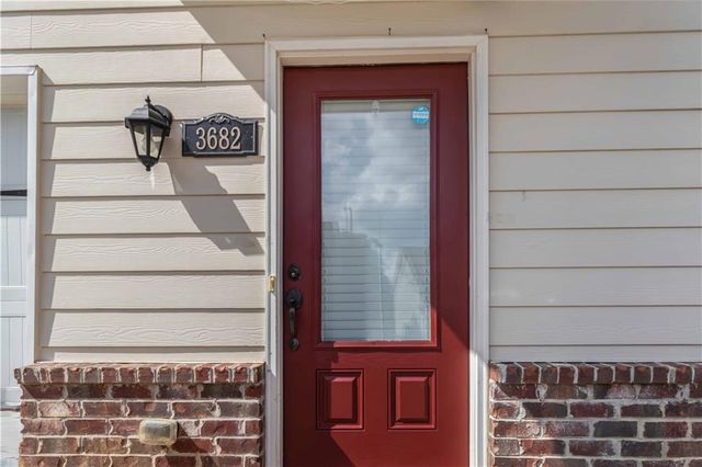 3682 Acorn Drive 17, Oakwood, GA 30566
