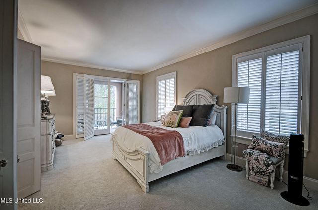 1200 Meadowbrook Road, 24, Jackson, MS 39206