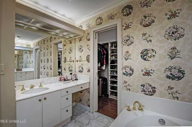 1200 Meadowbrook Road, 24, Jackson, MS 39206