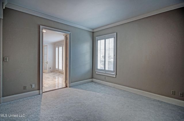 1200 Meadowbrook Road, 24, Jackson, MS 39206