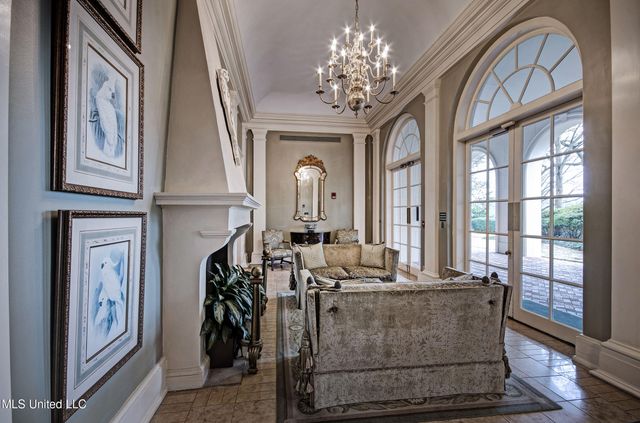 1200 Meadowbrook Road, 24, Jackson, MS 39206