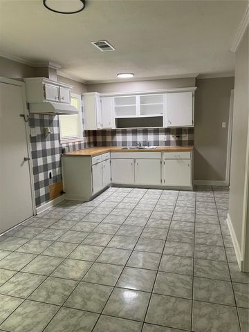 1309 Orrel Drive, Pasadena, TX 77503