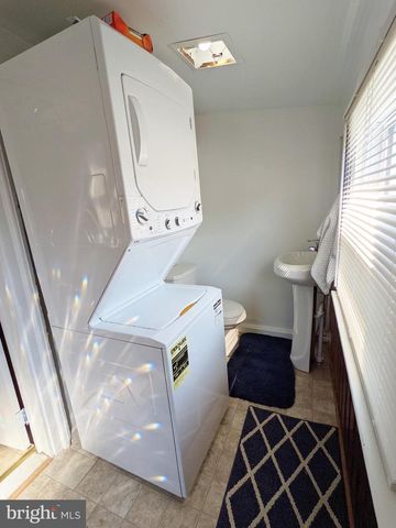 728 W RAILROAD AVE, Bryn Mawr, PA 19010