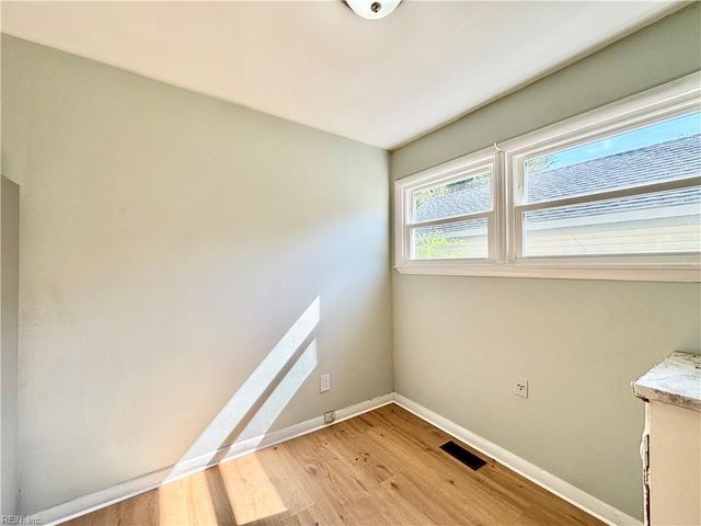 1140 Hullview AVE A, Norfolk, VA 23503