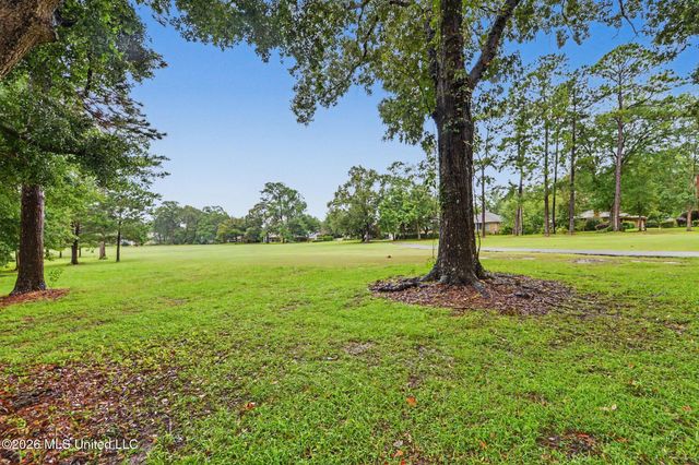 8820 Kailua Place, Diamondhead, MS 39525