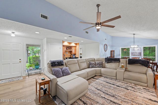 8820 Kailua Place, Diamondhead, MS 39525